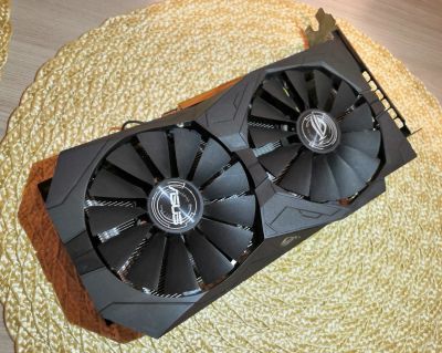Лот: 16811346. Фото: 1. Видеокарта ASUS AMD Radeon RX... Видеокарты