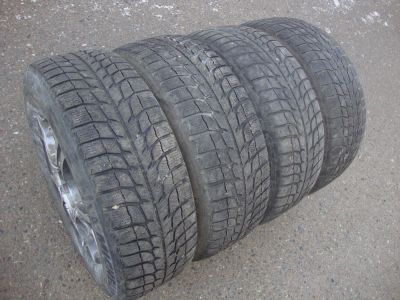 Лот: 9938724. Фото: 1. 215/65/15 Michelin X-ice 4 колеса. Шины