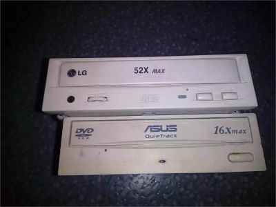 Лот: 7315732. Фото: 1. 2 привода. Приводы CD, DVD, BR, FDD