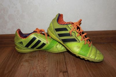 Лот: 11198859. Фото: 1. Футбольные кроссовки Adidas 37... Кеды, кроссовки, слипоны
