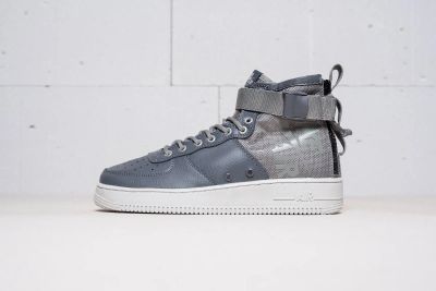 Лот: 11618396. Фото: 1. Кроссовки Nike SF Air Force 1... Кеды, кроссовки, слипоны