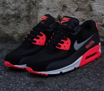 Лот: 5709790. Фото: 1. NIKE AIR MAX 90 (44.5 размер). Кеды, кроссовки, слипоны