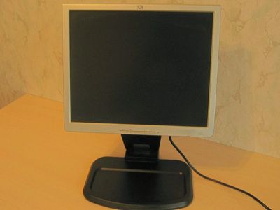 Лот: 10243683. Фото: 1. Монитор HP PL766A. Рабочий. ЖК-мониторы