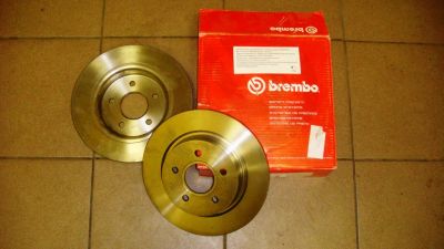 Лот: 6029291. Фото: 1. Задние тормозные диски Brembo... Тормозная система
