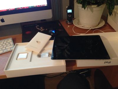 Лот: 3711839. Фото: 1. Планшет Apple iPad 4 16 GB Retina... Планшеты
