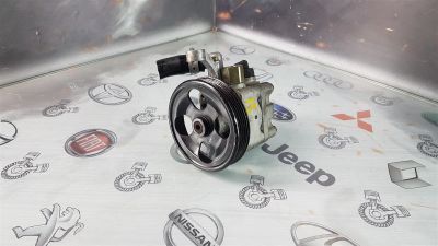 Лот: 24620769. Фото: 1. Насос гидроусилителя Subaru Impreza... Ходовая, подвеска, рулевое управление