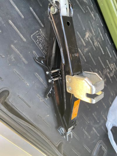 Лот: 20342083. Фото: 1. Домкрат Nissan qashqai j11. Домкраты