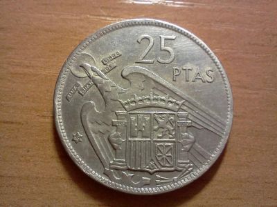 Лот: 6429612. Фото: 1. 25 песет испания франко. Европа
