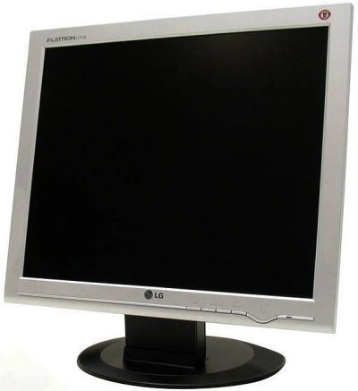 Лот: 13219709. Фото: 1. Монитор 17" LG 1717 отличное состояние. ЖК-мониторы