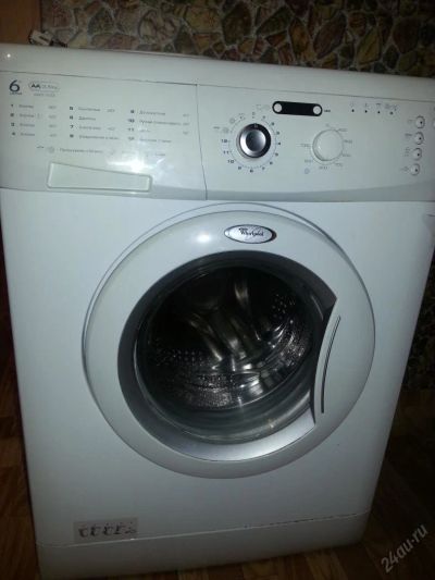 Лот: 5879684. Фото: 1. стиральная машина Whirlpool awg233. Стиральные машины