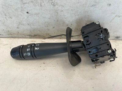 Лот: 23606764. Фото: 1. переключатель поворотов Renault... Другое (автозапчасти)