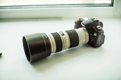 Лот: 7573469. Фото: 1. Canon 60D + Canon EF 70-200 L. Цифровые зеркальные