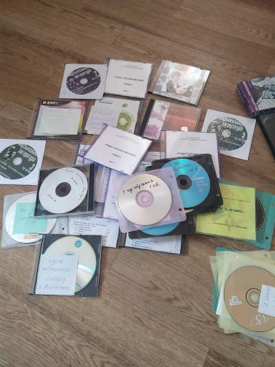 Лот: 25402579. Фото: 1. Cd диски по музыке. Другое (музыкальные инструменты и оборудование)
