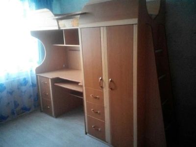 Лот: 5253235. Фото: 1. Подростковая кровать-чердак. Детские кровати и кроватки