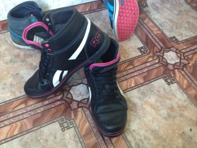 Лот: 5545148. Фото: 1. Кеды Reebok. Кеды, кроссовки, слипоны