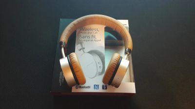 Лот: 10766034. Фото: 1. Bluetooth наушники с микрофоном... Наушники, гарнитуры