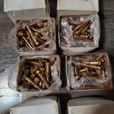 Лот: 19662552. Фото: 1. Анкерный болт с гайкой для крепления... Крепёж