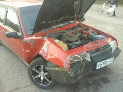 Лот: 6272422. Фото: 1. ВАЗ 21093 1996г Битая в правую... Автомобили