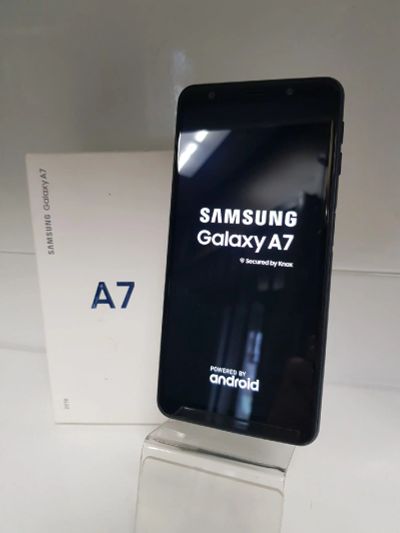 Лот: 15594572. Фото: 1. Смартфон Samsung Galaxy A7 (2018... Смартфоны