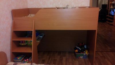 Лот: 7172014. Фото: 1. Кровать чердак. Детские кровати и кроватки