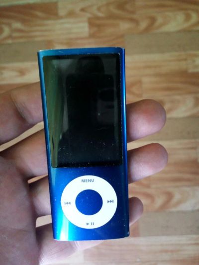 Лот: 8036952. Фото: 1. Продам плеер APPLE iPod Nano 8GB. Плееры