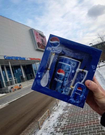 Лот: 17132102. Фото: 1. Кружка Pepsi. Кружки, стаканы, бокалы