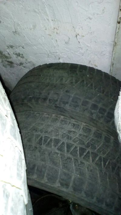 Лот: 12079414. Фото: 1. Bridgestone blizzak 235-55-r18. Шины