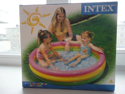 Лот: 4129679. Фото: 1. Бассейн детский INTEX. Туристическая, походная мебель