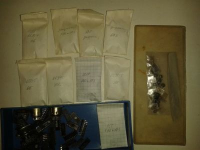 Лот: 3199906. Фото: 1. микросхемы и транзисторы. Микросхемы