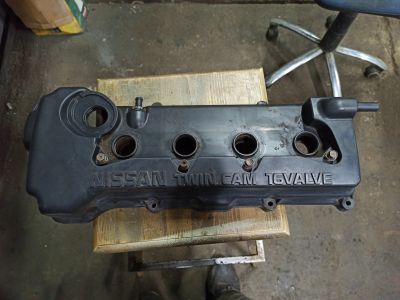 Лот: 17406713. Фото: 1. Клапанная крышка Nissan QG18. Двигатель и элементы двигателя