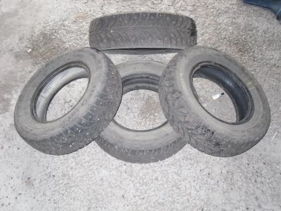 Лот: 3032310. Фото: 1. Резина Rosava 175/70 R 13 почти... Шины