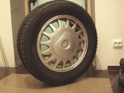 Лот: 337353. Фото: 1. литые диски R15. Шины