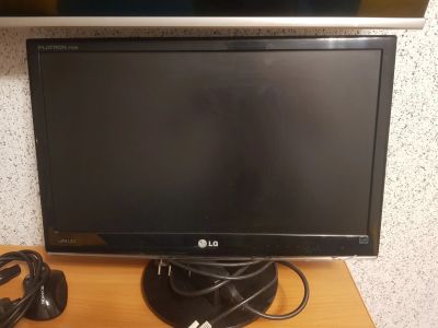 Лот: 20296420. Фото: 1. Монитор lg. ЖК-мониторы