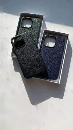 Лот: 21601728. Фото: 1. Чехол iPhone 15 Classic Leather... Чехлы, бамперы