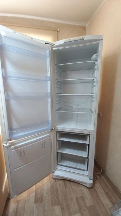Лот: 19076021. Фото: 1. холодильник. Холодильники, морозильные камеры
