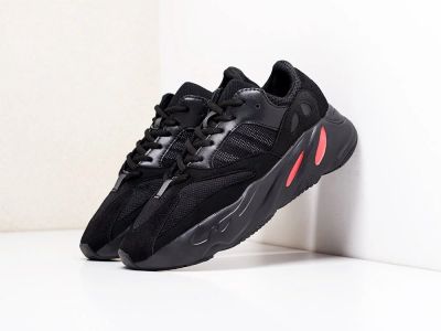 Лот: 16986843. Фото: 1. Кроссовки Adidas Yeezy Boost 700... Кеды, кроссовки, слипоны