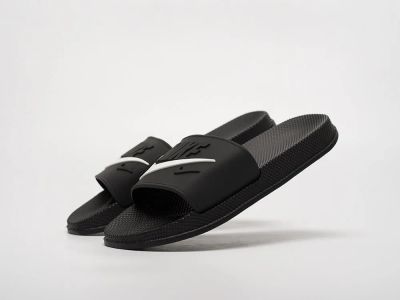 Лот: 24974138. Фото: 1. Сланцы Nike. Шлепанцы, сланцы