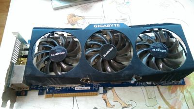 Лот: 7052883. Фото: 1. Gigabyte GV-R687SO-1GD HD6870-1Gb. Видеокарты