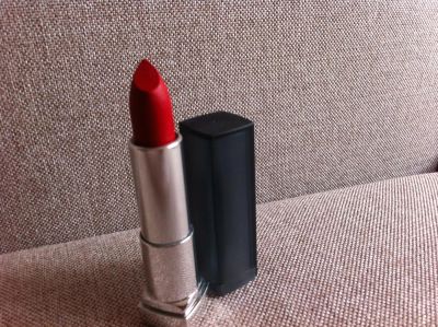 Лот: 8698717. Фото: 1. Матовая помада Maybelline. Макияж