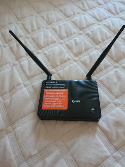 Лот: 20185195. Фото: 1. Роутер Wi-Fi Zyxel Keenetic II. Маршрутизаторы (роутеры)