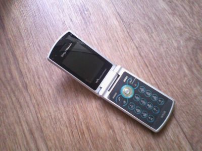 Лот: 1210547. Фото: 1. Sony Ericsson W508. Кнопочные мобильные телефоны