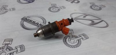 Лот: 23591358. Фото: 1. Форсунка Mitsubishi Diamante 6G72... Двигатель и элементы двигателя