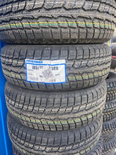 Лот: 24338839. Фото: 1. Зимняя резина 185/70 R-14 "TOYO... Шины