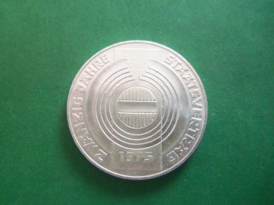 Лот: 19243478. Фото: 1. Австрия 100 шиллингов 1975 г... Германия и Австрия