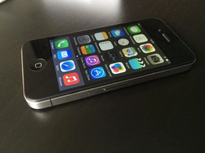 Лот: 6075777. Фото: 1. Iphone 4 8gb РСТ. Смартфоны