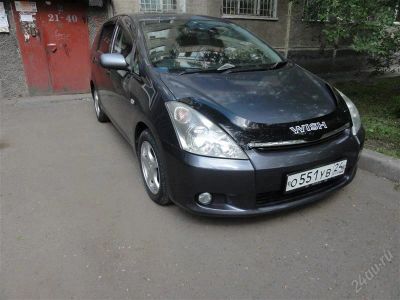 Лот: 2675165. Фото: 1. Toyota Wish. Автомобили