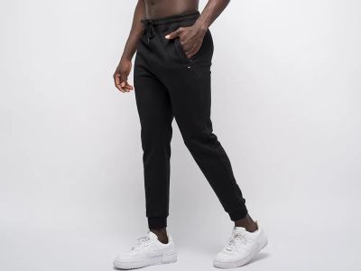 Лот: 24976145. Фото: 1. Брюки спортивные Tommy Hilfiger. Брюки, джинсы, шорты