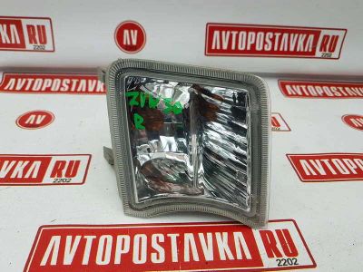Лот: 20900126. Фото: 1. Поворотник в бампер Toyota Prius... Кузов