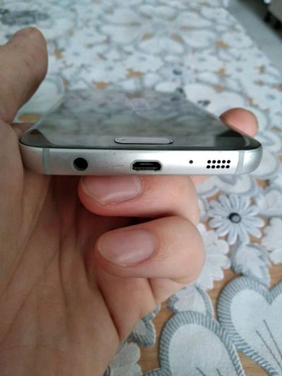 Лот: 12718764. Фото: 1. Samsung s7 32 гб , золотой. Смартфоны