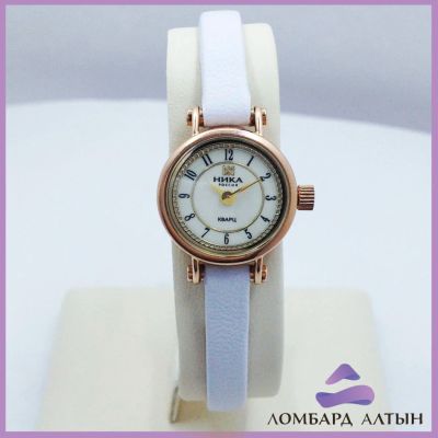 Лот: 8509306. Фото: 1. Золотые часы "Ника" Вес 3,09 гр... Оригинальные наручные часы
